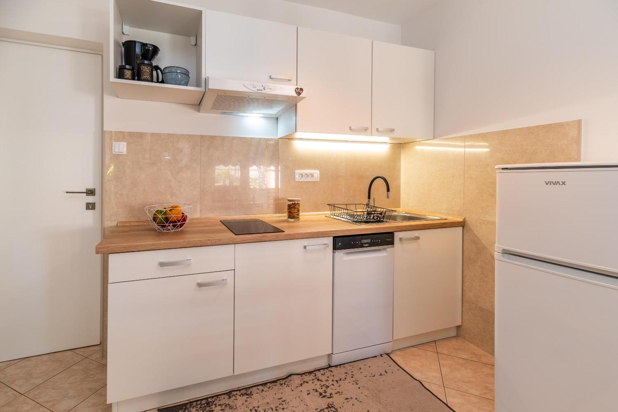 Apartments House Pinezic Malinska Chambre photo